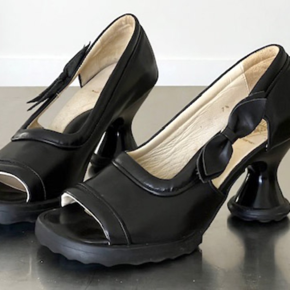 Spectacular Fluevog heels, 7.5